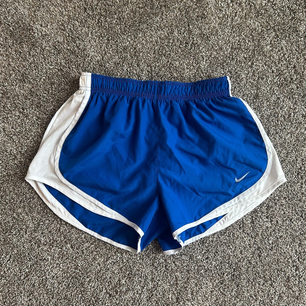 Women's Tempo Dri-FIT Mid-Rise Running Shorts